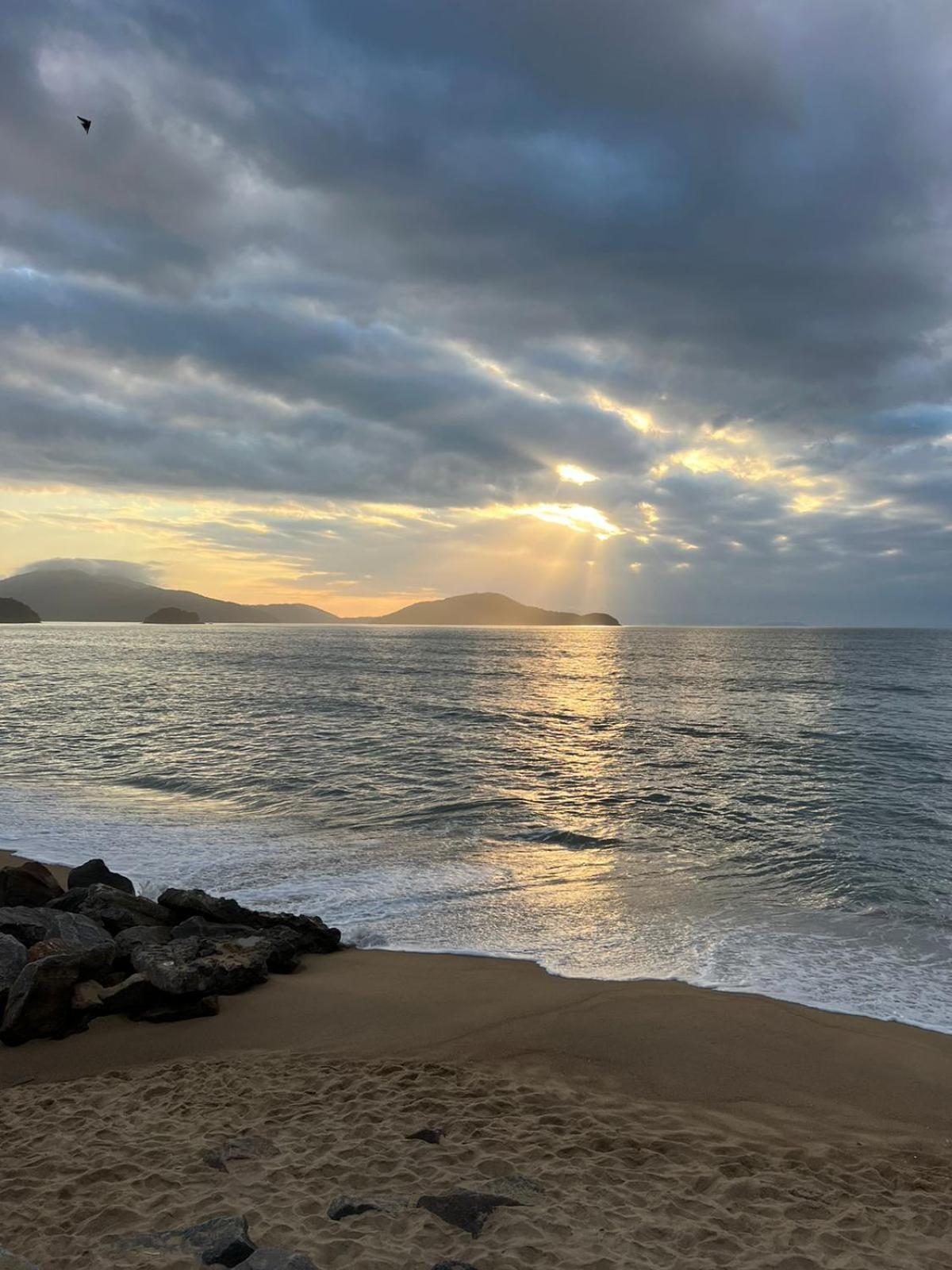 Paraiso Do Alexandre Para 15 Hospedes كاراغواتاتوبا المظهر الخارجي الصورة