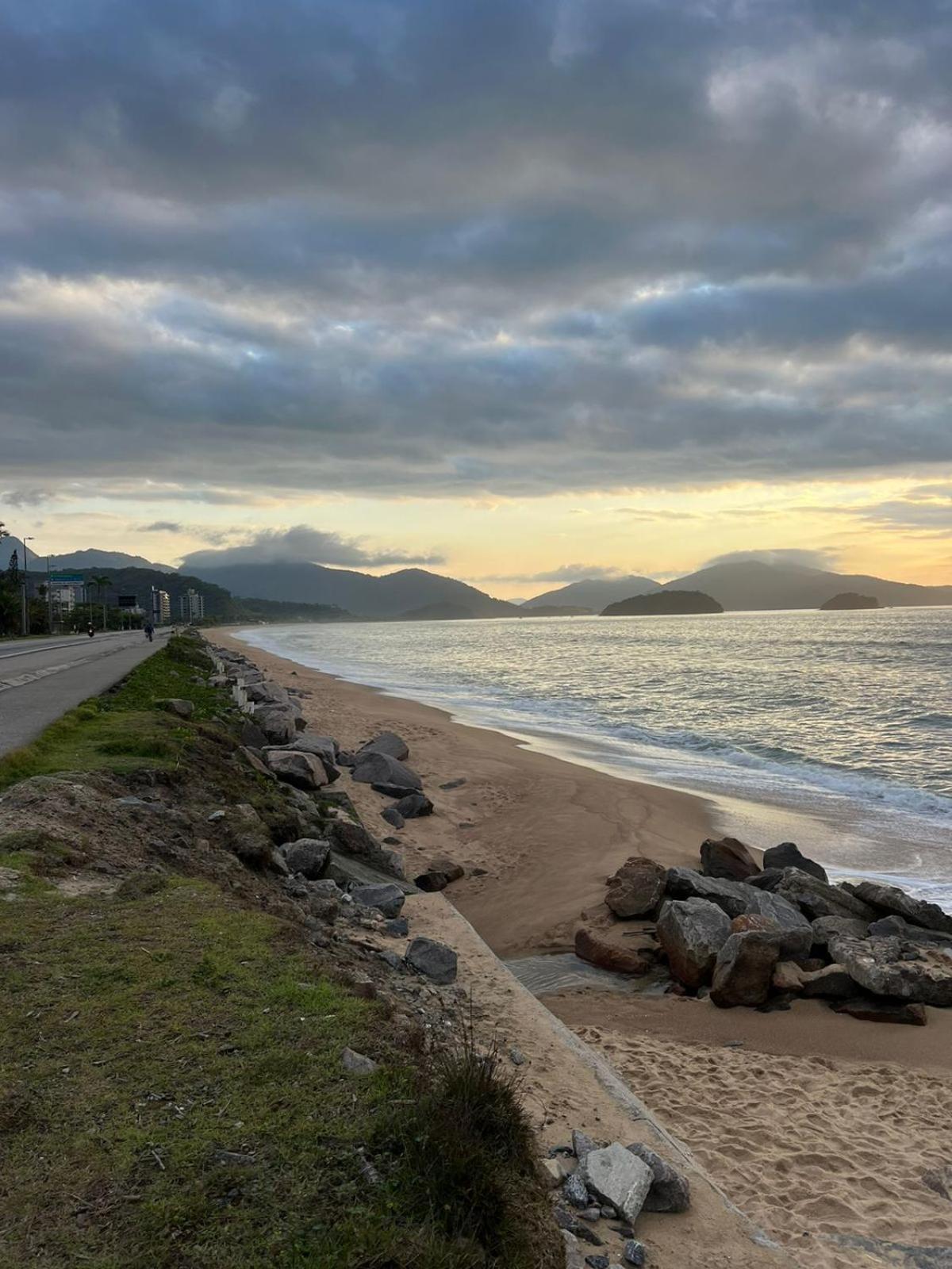Paraiso Do Alexandre Para 15 Hospedes كاراغواتاتوبا المظهر الخارجي الصورة