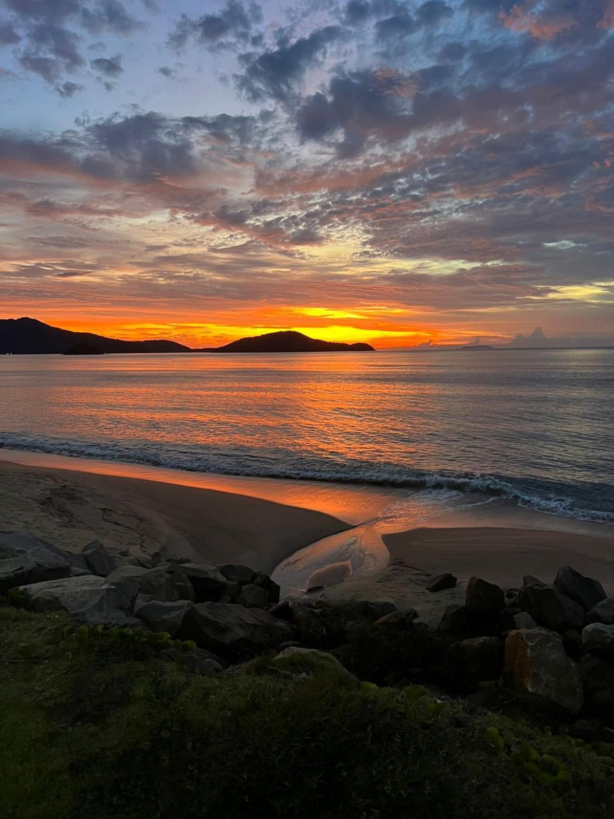 Paraiso Do Alexandre Para 15 Hospedes كاراغواتاتوبا المظهر الخارجي الصورة