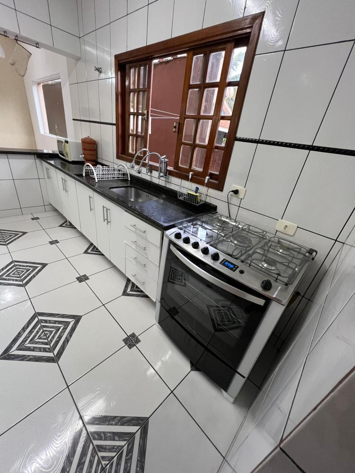 Paraiso Do Alexandre Para 15 Hospedes كاراغواتاتوبا المظهر الخارجي الصورة